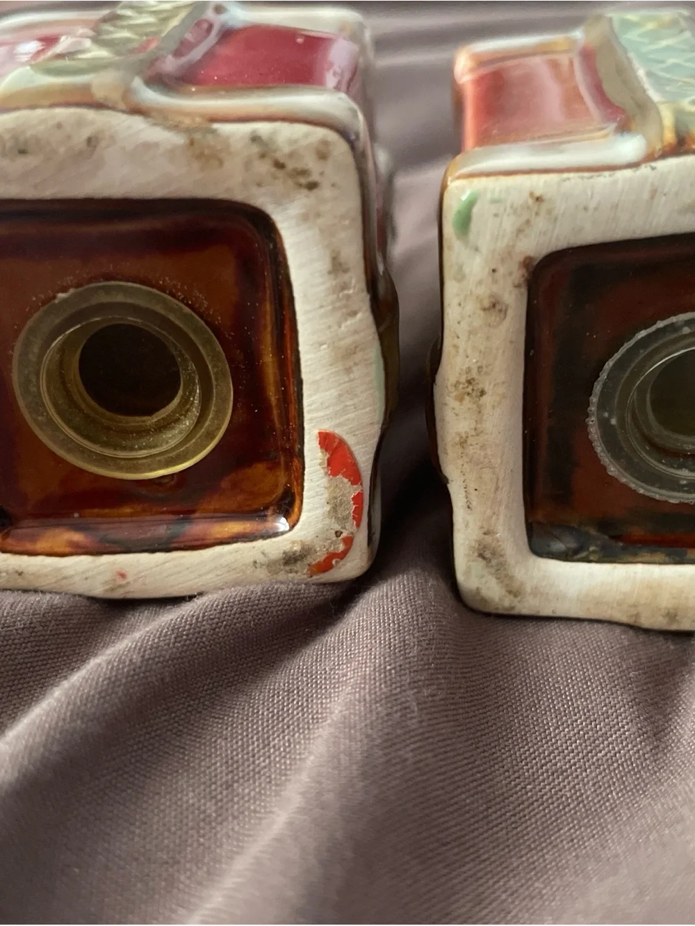 Holiday Ceramic Present Salt and Pepper Shakers Red , Green & Gold